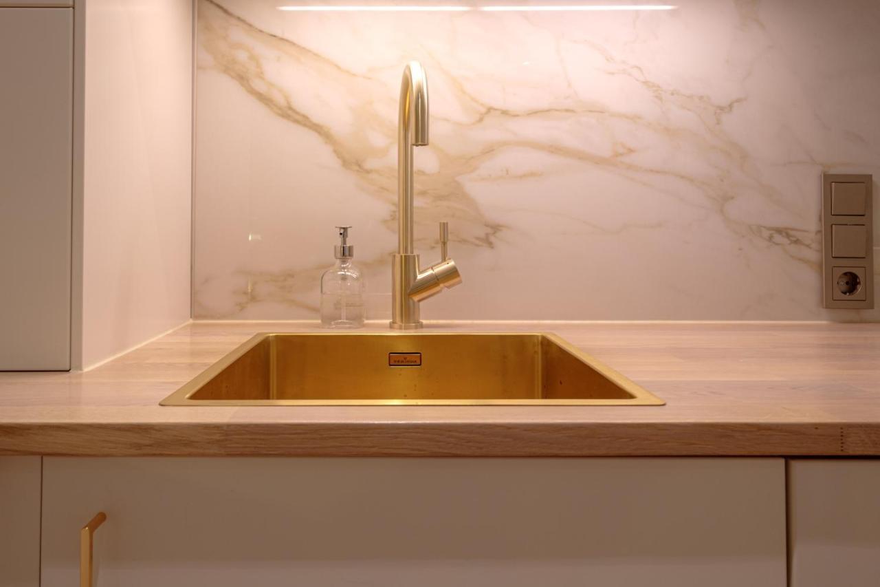 Boutique Charme Apartment Baden-Baden Bagian luar foto